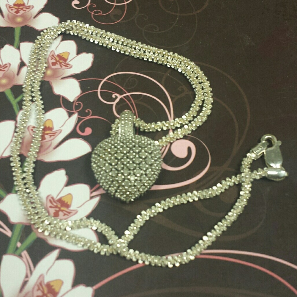 2 Carat Black and White Heart Diamond Pendant